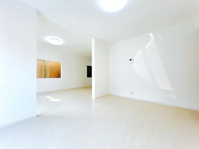 リビング南東側から撮影(居間)