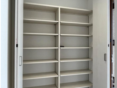 玄関には大容量シューズボックス(玄関)