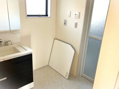 洗面化粧台・室内洗濯機置き場