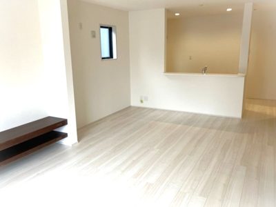 18帖の広々LDK(居間) 18帖の広々LDK(居間)