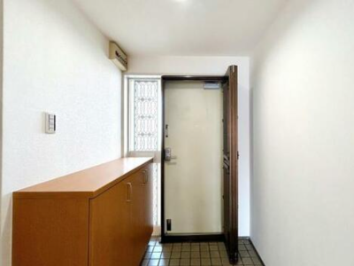 ホール(玄関) ホール(玄関)