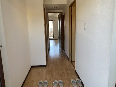 (玄関)