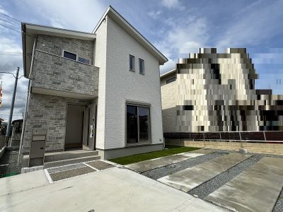 敷地広々48坪(外観)
