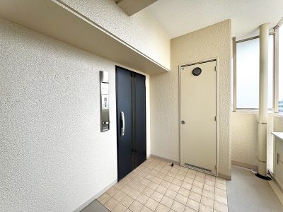 玄関ドア
