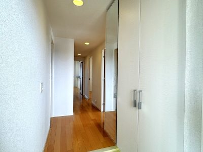 すっきりとした美しい玄関(玄関)