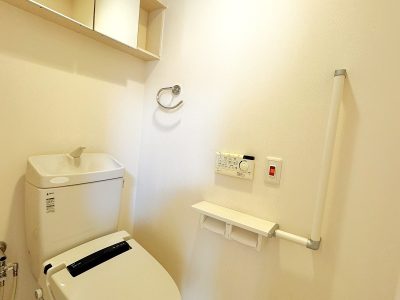 清潔感のあるトイレスペース