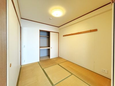 リビング続きの和室(内装)