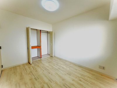 北側洋室／5.5帖