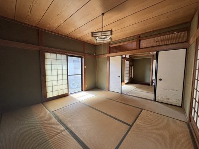 1階和室／8帖(居間)