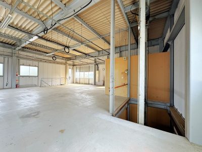 2階昇降機(内装)