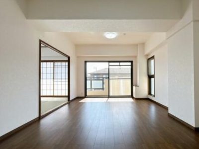 陽当り良好(居間) 陽当り良好(居間)