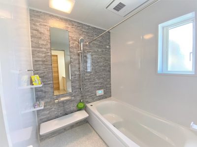 一日の終わりにゆっくりお湯に浸かってリフレッシュ♪ ※弊社施工例/実際の仕様とは異なります。(風呂) 一日の終わりにゆっくりお湯に浸かってリフレッシュ♪ ※弊社施工例/実際の仕様とは異なります。(風呂)