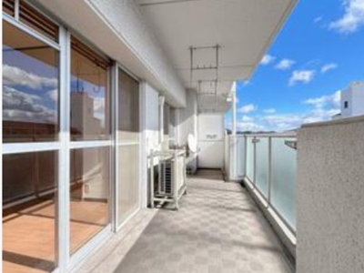 バルコニー バルコニー