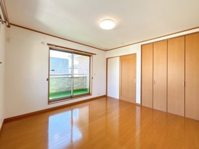 明るく気持ちいいお部屋です。(内装)