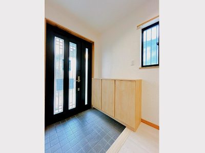 シューズボックス新設♪(玄関)