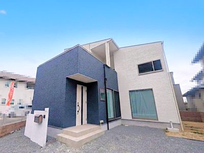 北西角地の3SLDKです。(外観)