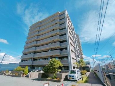 鉄筋コンクリート造9階建(外観)