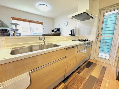食器洗浄乾燥機付きでラク家事♪　※家具・家電類は付随しておりません。(キッチン)